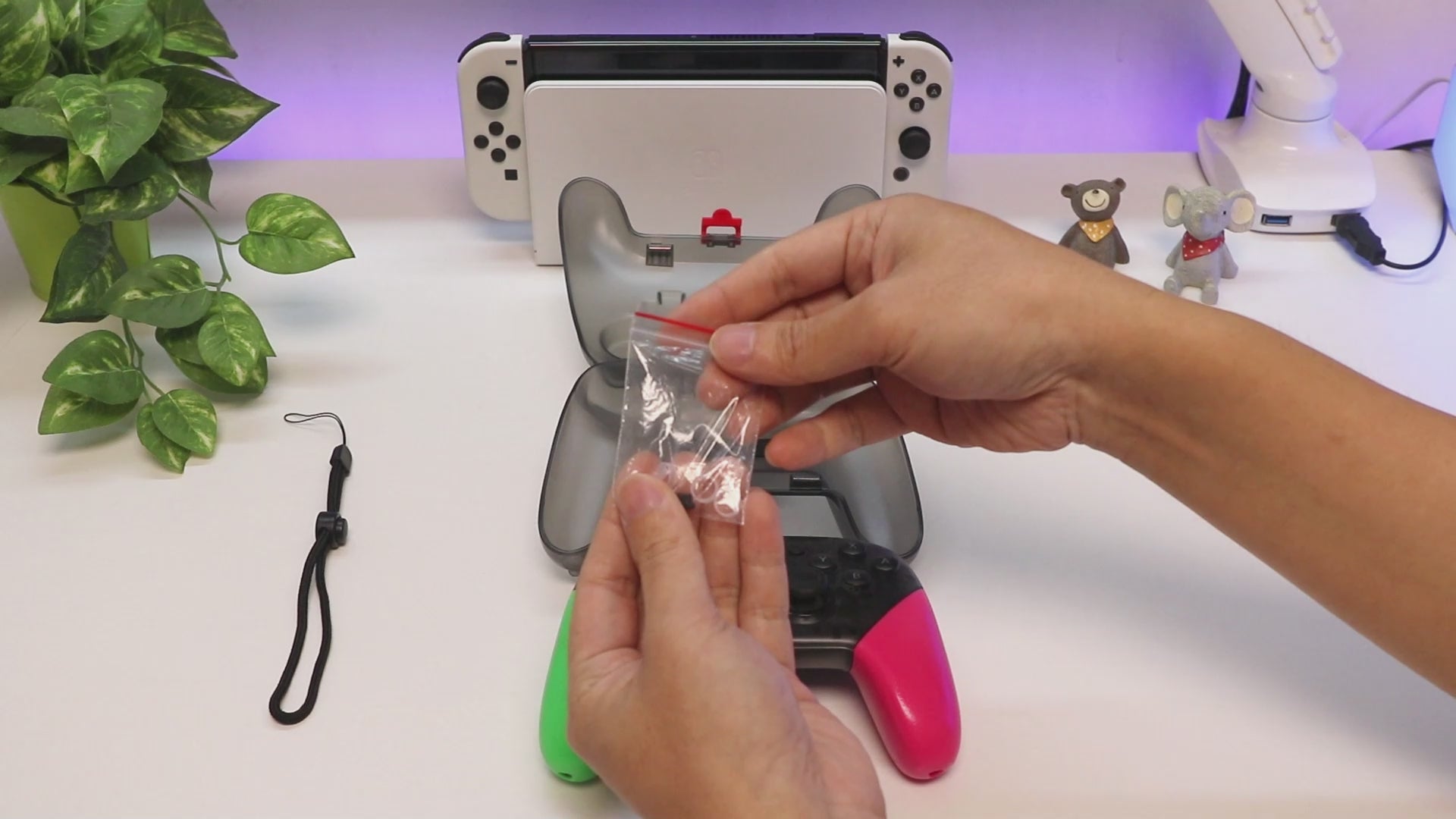 Protective case for Nintendo Switch Pro Controller